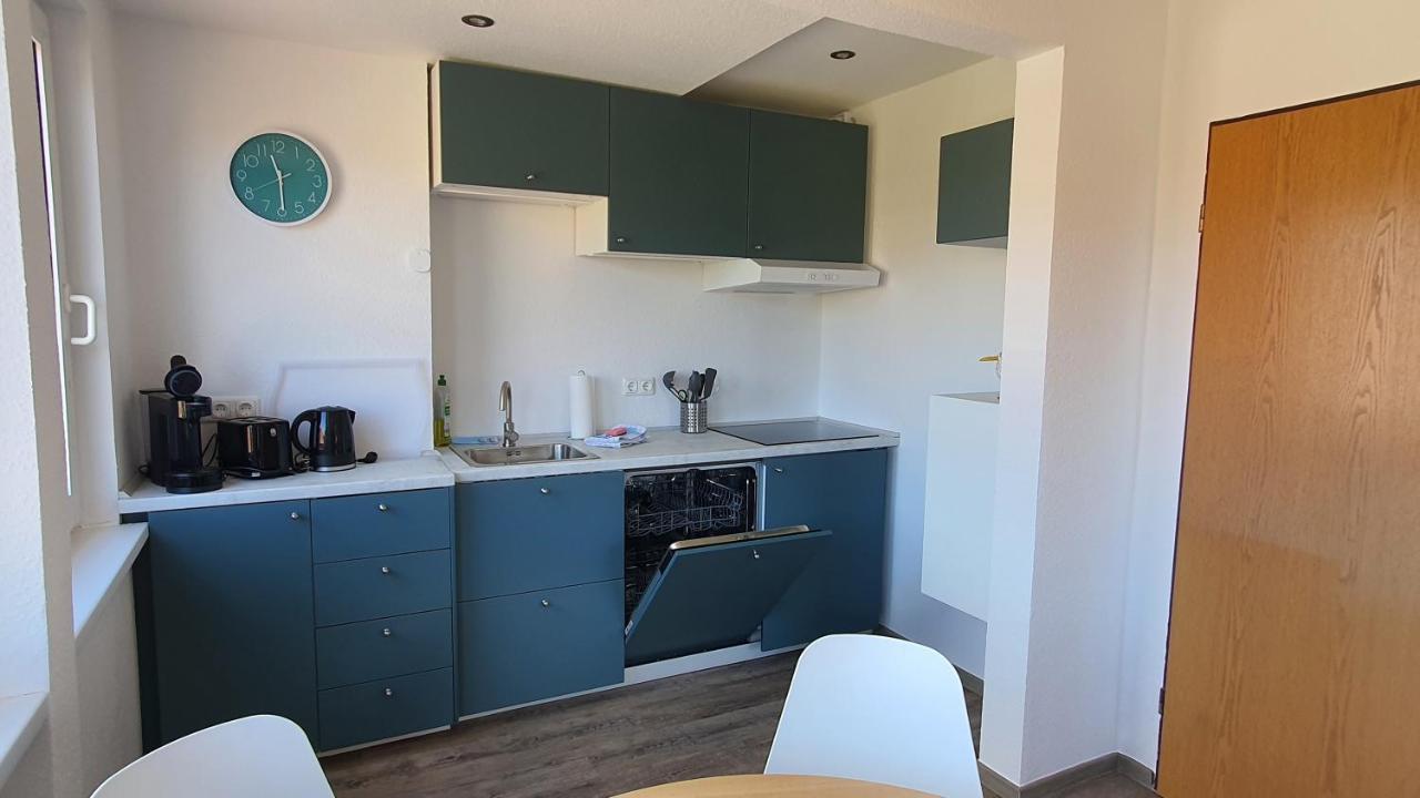 Friesenmeer Ferienwohnung Vier เบนซาซิเออ ภายนอก รูปภาพ